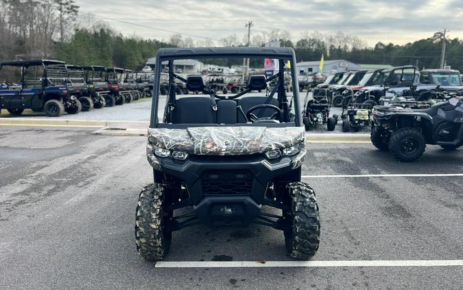 2025 Can-Am Defender DPS HD9