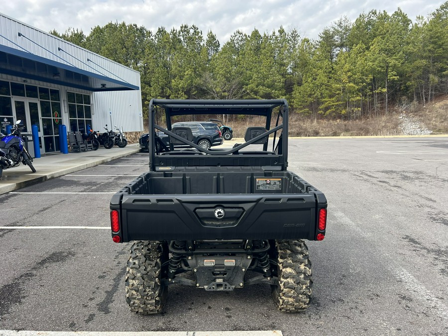 2025 Can-Am Defender DPS HD9