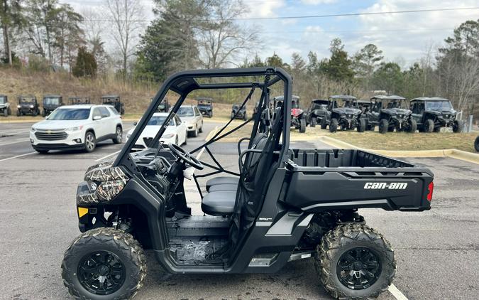 2025 Can-Am Defender DPS HD9