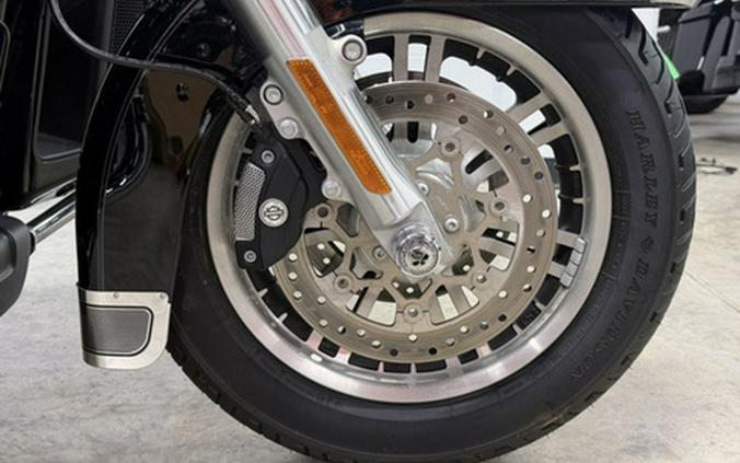 2021 Harley-Davidson Trike FLHTCUTG - Tri Glide Ultra