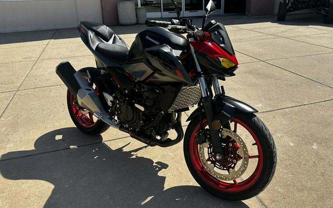 2025 Kawasaki Z500 SE ABS