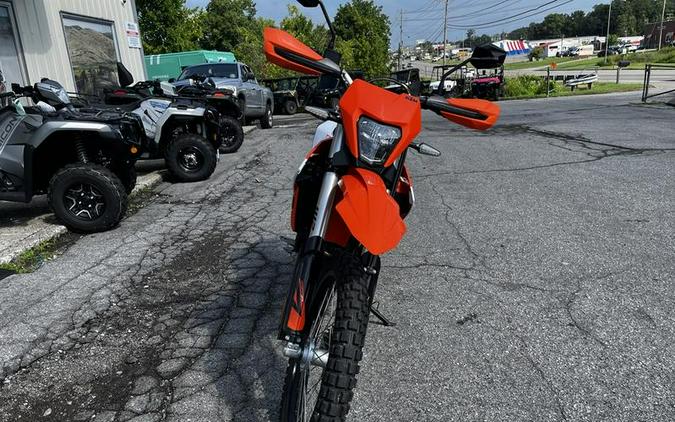 2026 KTM 690 Enduro R