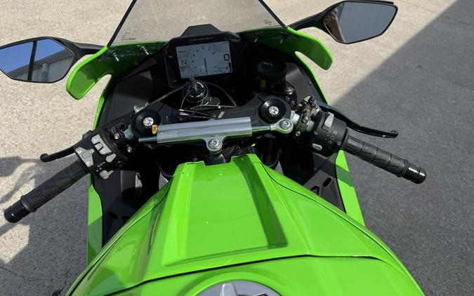 2026 Kawasaki Ninja® ZX™-10R Base