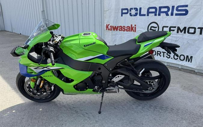 2026 Kawasaki Ninja® ZX™-10R Base