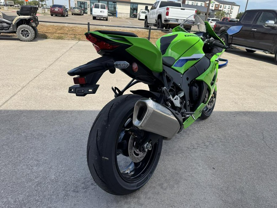 2026 Kawasaki Ninja® ZX™-10R Base
