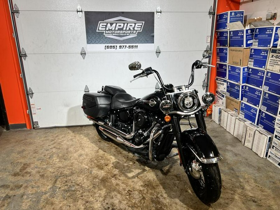 2019 Harley-Davidson® Softail Heritage Classic FLHC