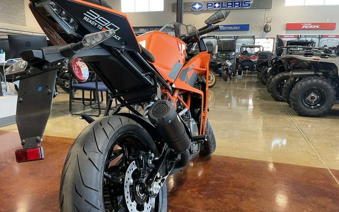 2023 KTM RC 390