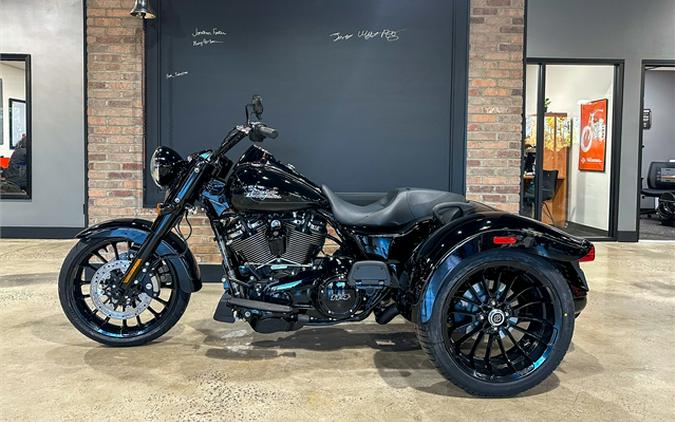 2024 Harley-Davidson Freewheeler