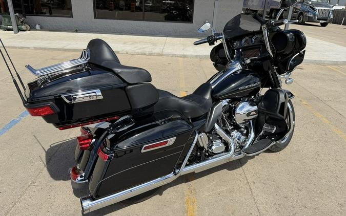 2015 Harley-Davidson® FLHTK - Ultra Limited