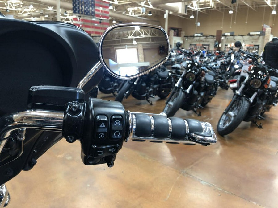 2019 Harley-Davidson® FLHTCU - Electra Glide® Ultra Classic®