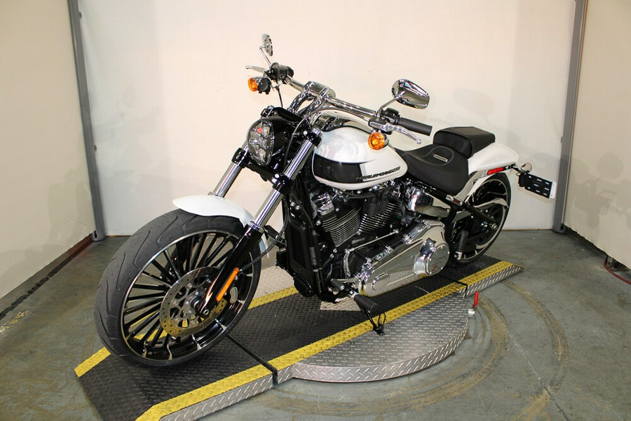 New 2024 Harley-Davidson Breakout 117 Cruiser FXBR Motorcycle For Sale In Miami, Florida