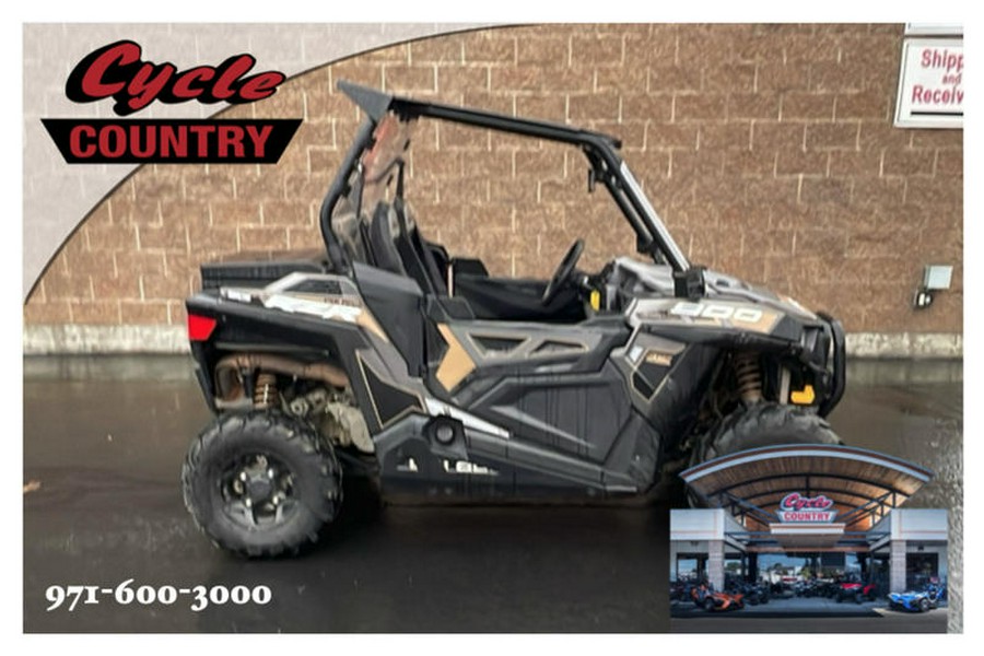 2018 Polaris® RZR® 900 EPS Titanium Metallic