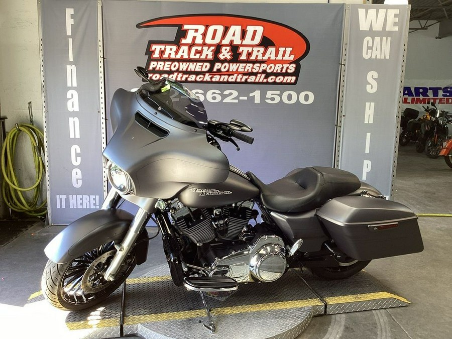 2016 Harley-Davidson® FLHXS - Street Glide® Special