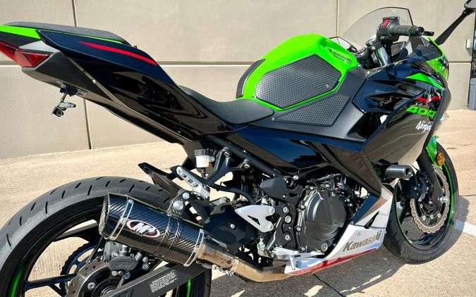 2022 Kawasaki Ninja 400 ABS KRT Edition