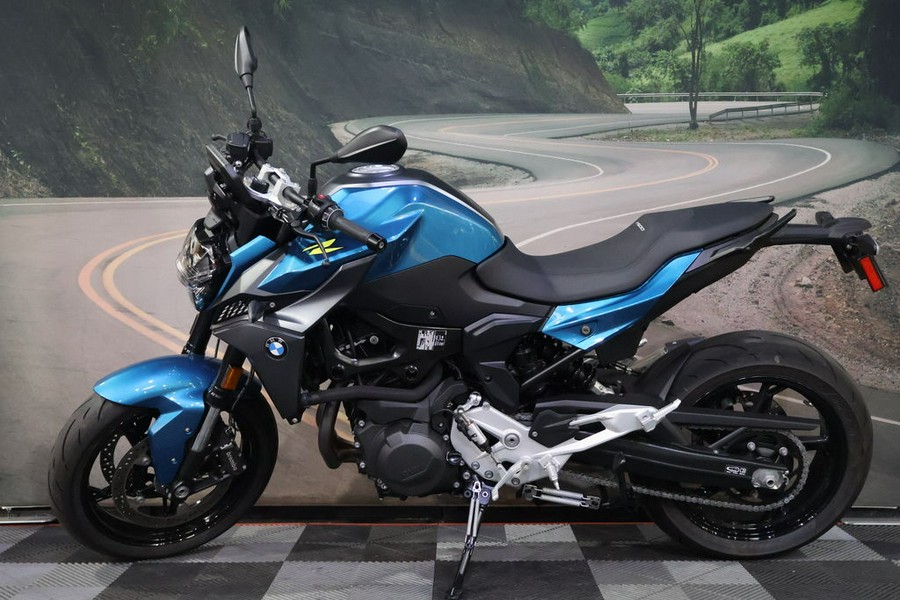 2025 BMW F 900 R Snapper Rocks Blue
