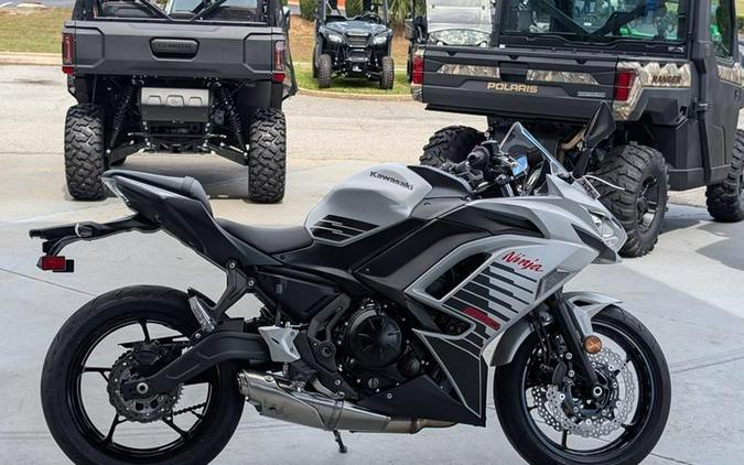 2026 Kawasaki Ninja® 650 ABS
