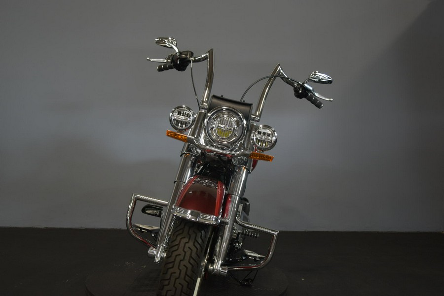 2019 Harley-Davidson Deluxe Wicked Red/Twisted Cherry