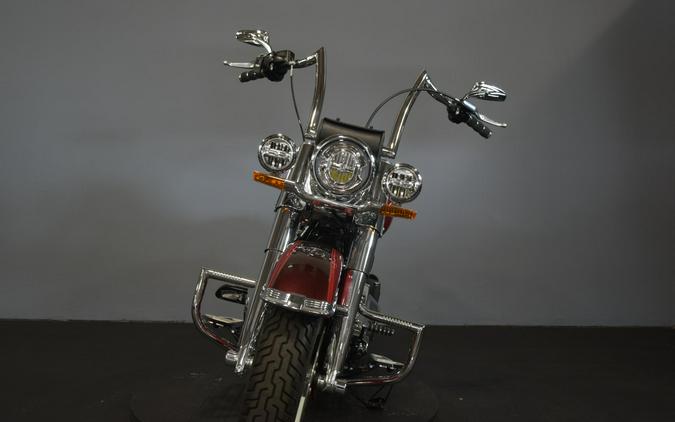 2019 Harley-Davidson Deluxe Wicked Red/Twisted Cherry