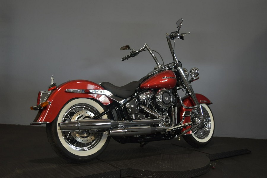2019 Harley-Davidson Deluxe Wicked Red/Twisted Cherry