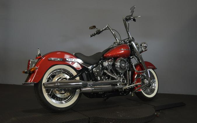 2019 Harley-Davidson Deluxe Wicked Red/Twisted Cherry