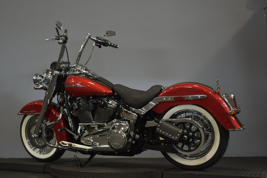 2019 Harley-Davidson Deluxe Wicked Red/Twisted Cherry