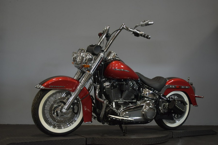 2019 Harley-Davidson Deluxe Wicked Red/Twisted Cherry