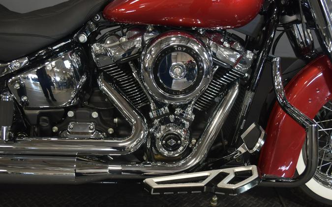 2019 Harley-Davidson Deluxe Wicked Red/Twisted Cherry