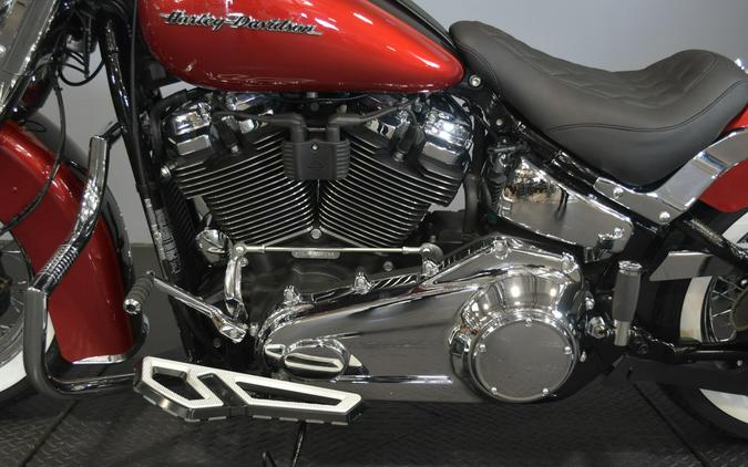 2019 Harley-Davidson Deluxe Wicked Red/Twisted Cherry