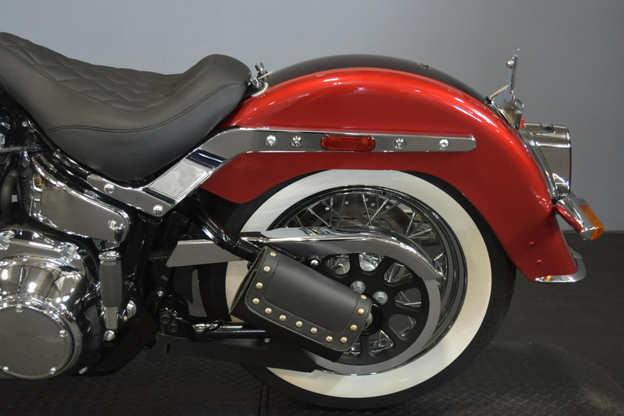 2019 Harley-Davidson Deluxe Wicked Red/Twisted Cherry