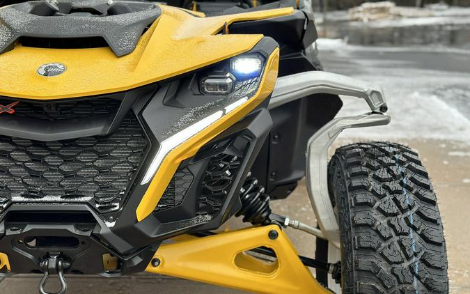 2024 Can-Am MAVERICK R X RS