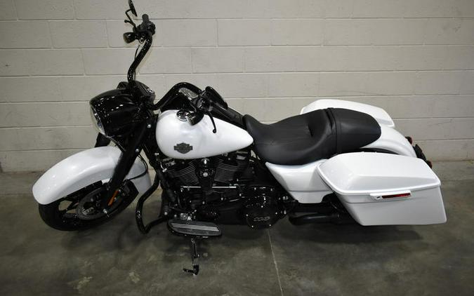 2024 Harley-Davidson® FLHRXS - Road King® Special