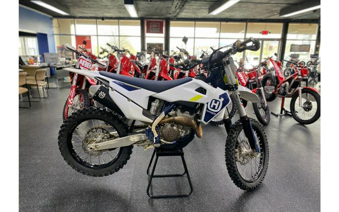 2022 Husqvarna Motorcycles FC 250