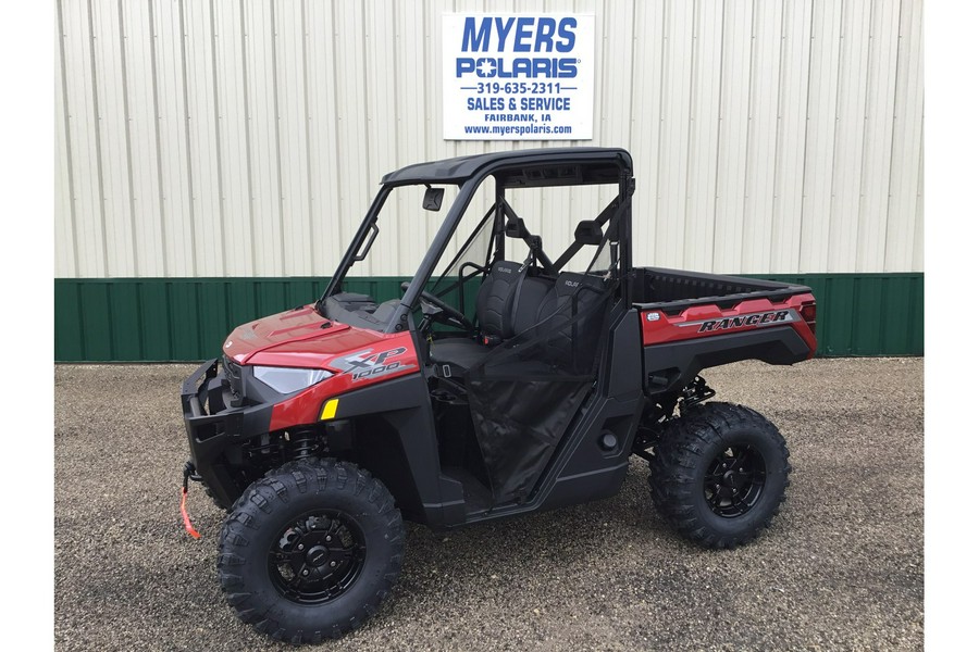 2025 Polaris Industries Ranger XP® 1000 Premium- SUNSET RED