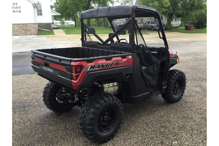 2025 Polaris Industries Ranger XP® 1000 Premium- SUNSET RED