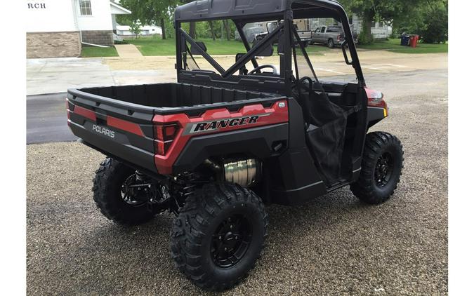 2025 Polaris Industries Ranger XP® 1000 Premium- SUNSET RED