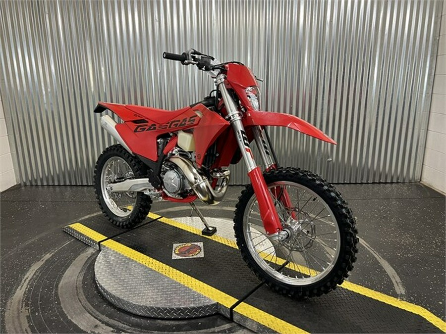 2025 GasGas EC 300