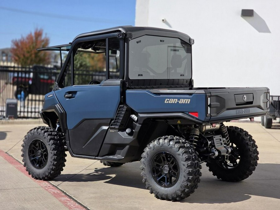 2026 Can-Am® Defender Limited HD11