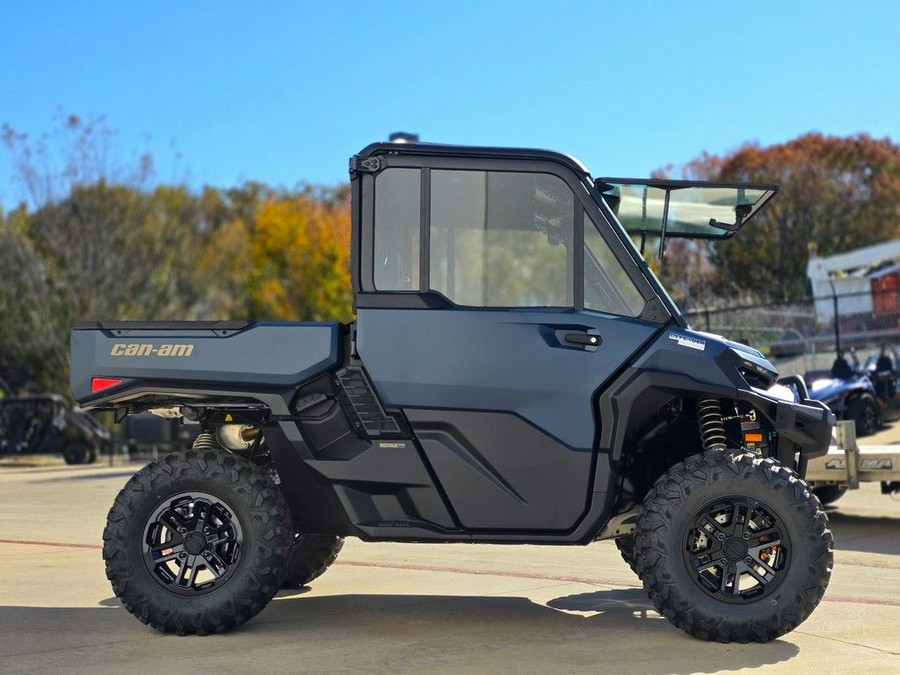 2026 Can-Am® Defender Limited HD11