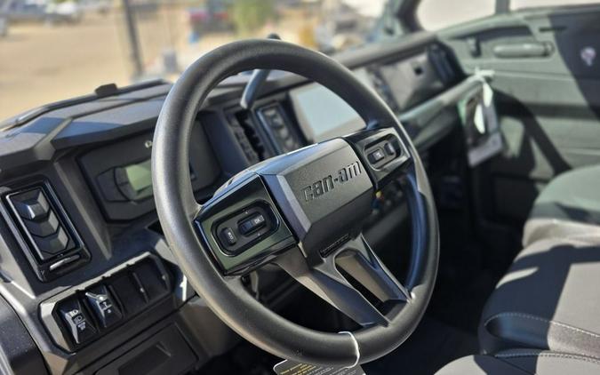 2026 Can-Am® Defender Limited HD11