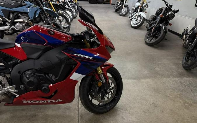 2022 Honda® CBR1000RRN