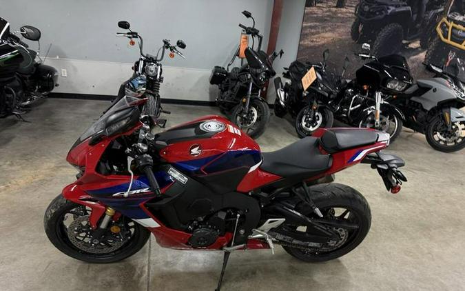 2022 Honda® CBR1000RRN