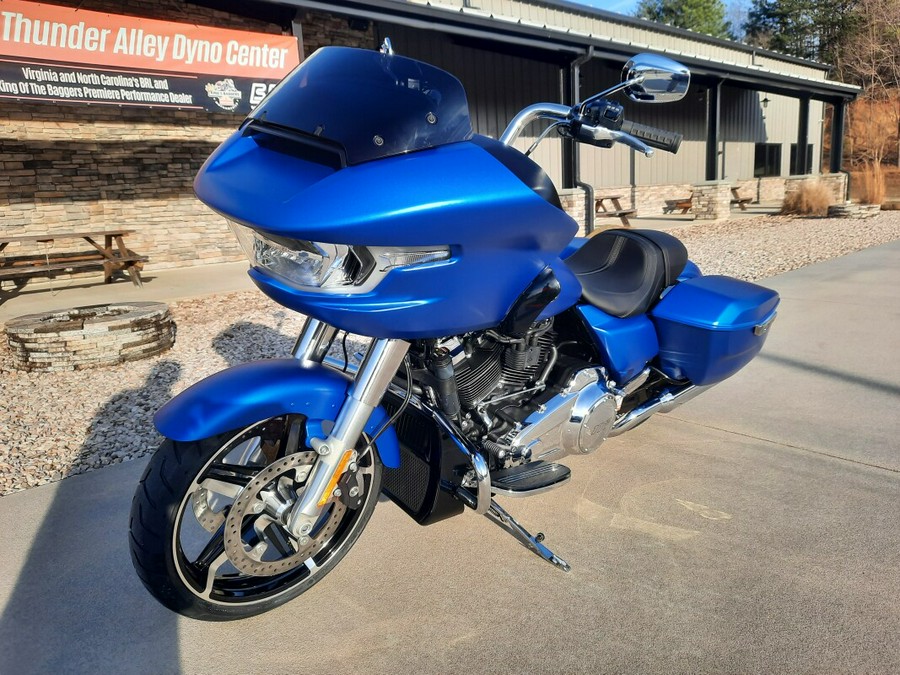 2026 Harley-Davidson® Road Glide® Aurora Blue Denim Chrome Trim