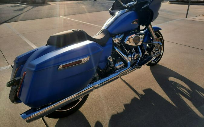 2026 Harley-Davidson® Road Glide® Aurora Blue Denim Chrome Trim