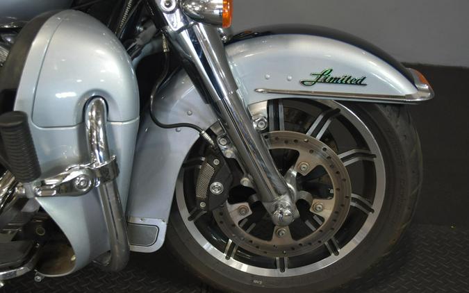 2019 Harley-Davidson Ultra Limited Midnight Blue/Barracuda Silver