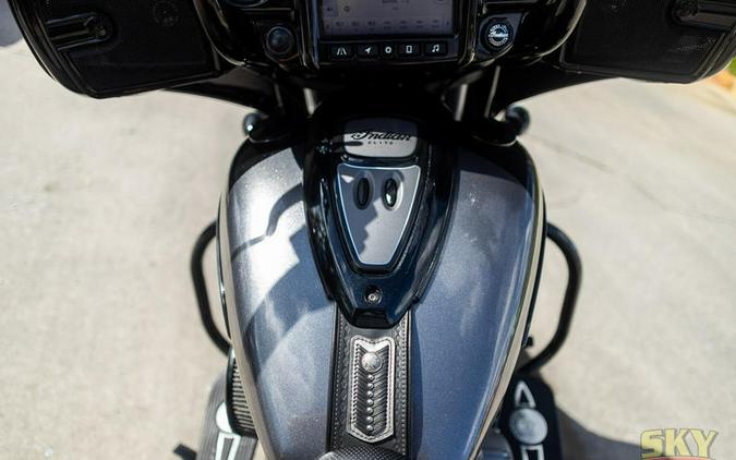 2021 Indian Motorcycle® Chieftain® Elite Thunder Black Vivid Crystal / Carbon Crystal