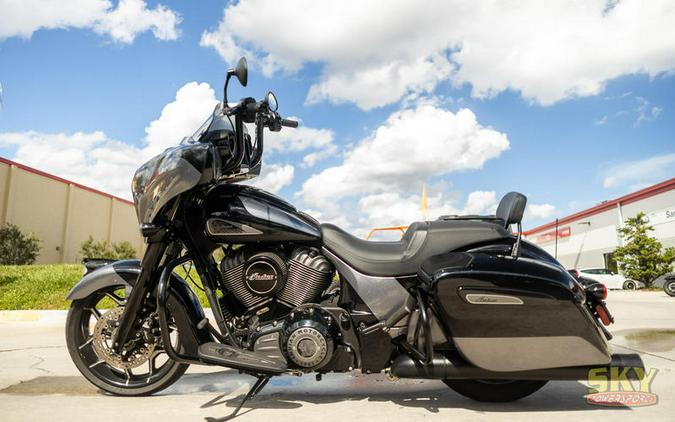 2021 Indian Motorcycle® Chieftain® Elite Thunder Black Vivid Crystal / Carbon Crystal