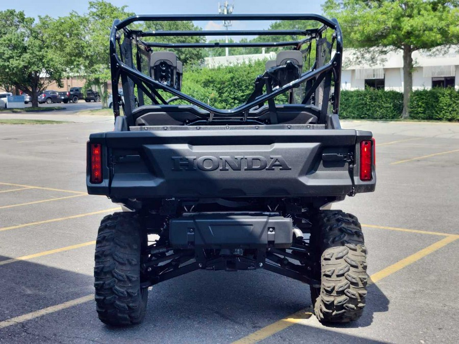 2023 Honda Pioneer 1000-6 Crew Deluxe