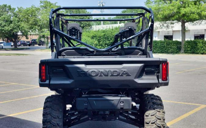 2023 Honda Pioneer 1000-6 Crew Deluxe