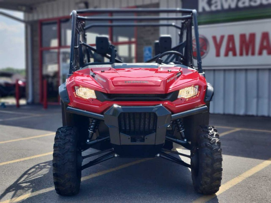 2023 Honda Pioneer 1000-6 Crew Deluxe