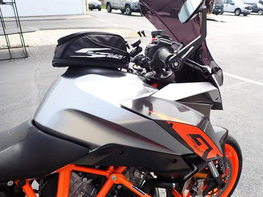 2017 KTM 1290 Super Duke GT